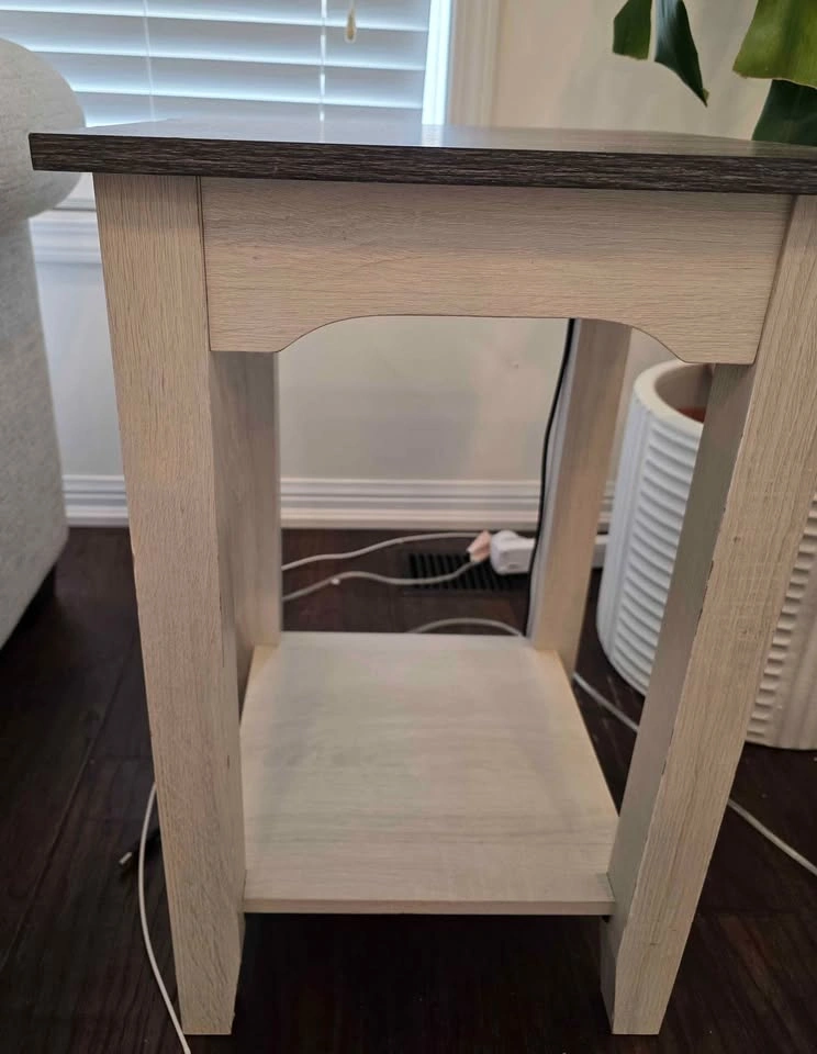 Ashley Farmhouse Coffee Table and 2 End Tables - photo 5