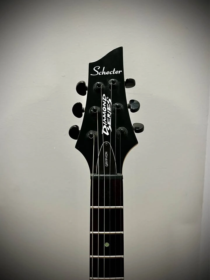 Schecter Diamond Series Gryphon Electric Guitar - photo 4