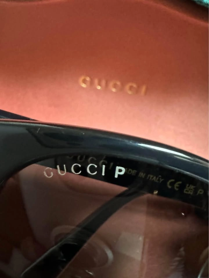 Gucci Sunglasses - photo 4