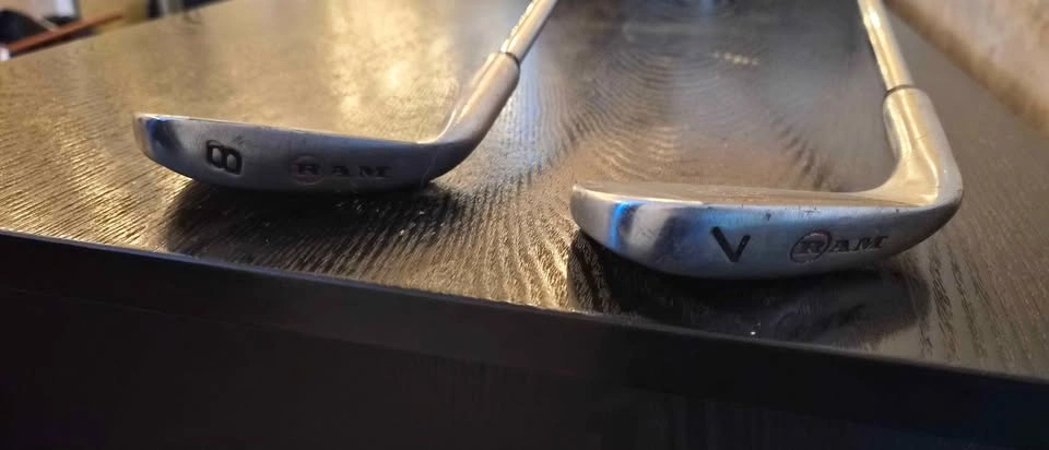 Ram Golf Bag with #7 and 8 Wedge Clubs - photo 5