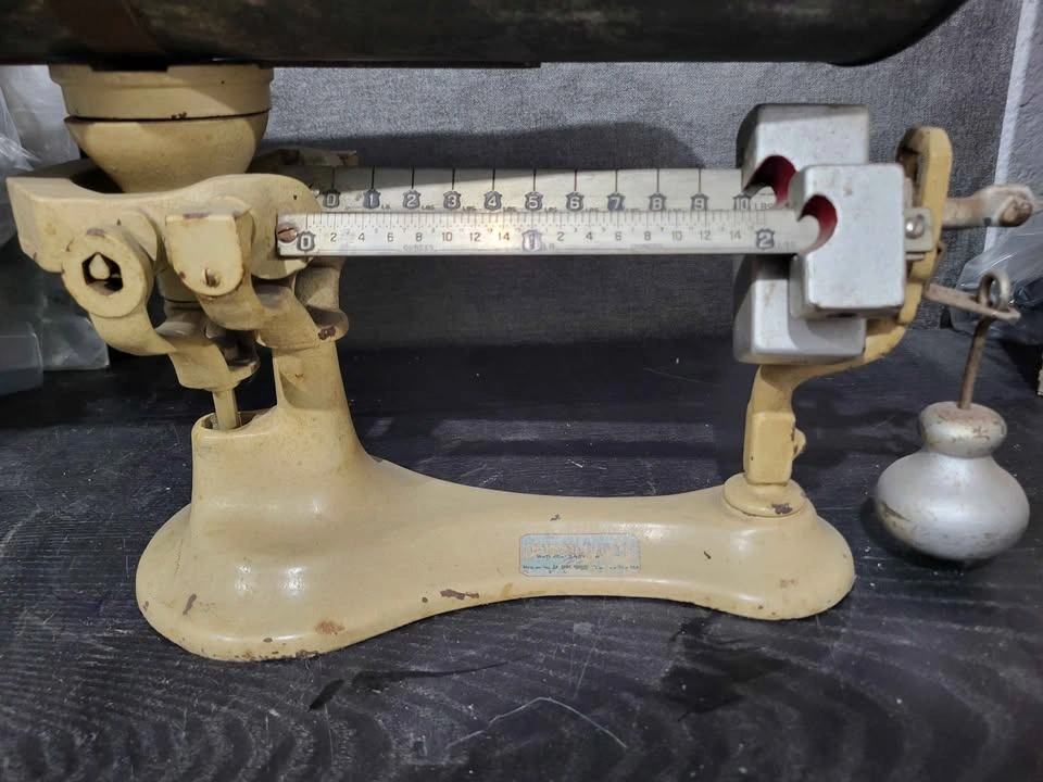 Vintage 1930 Detecto Baby Scale - photo 3