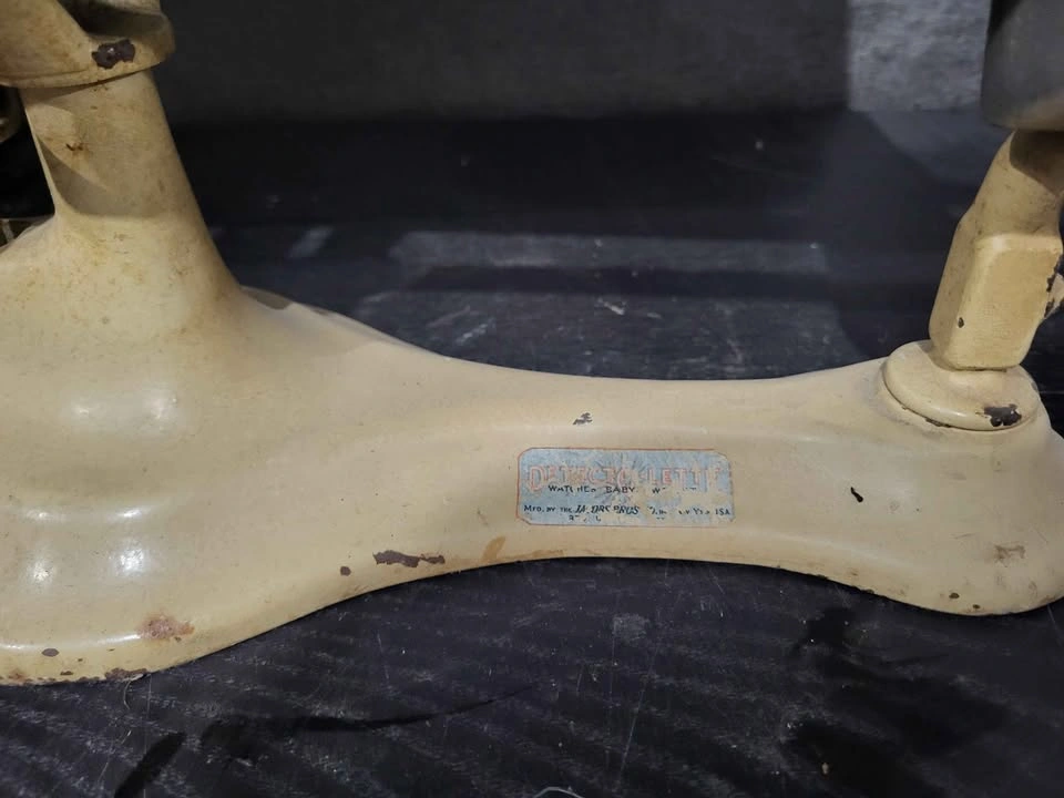 Vintage 1930 Detecto Baby Scale - photo 4