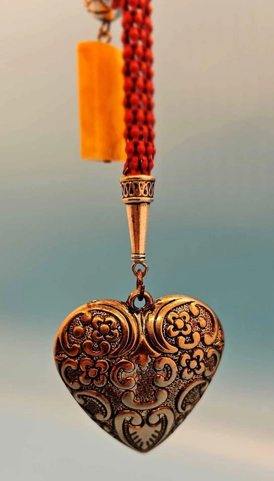Handmade Tie Style Necklace - Heart Pendant - photo 4