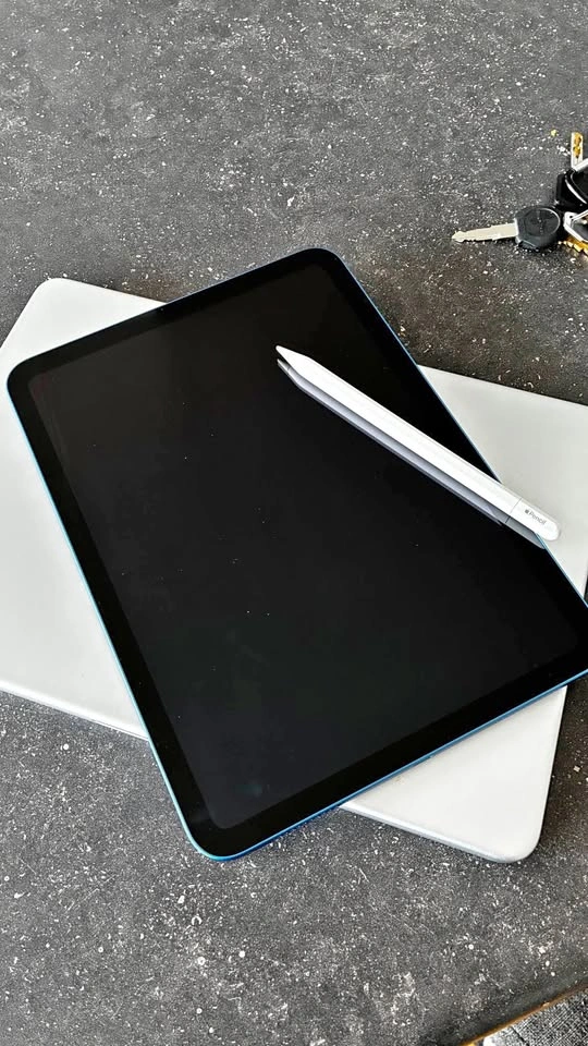 iPad A16 with Apple Pencil