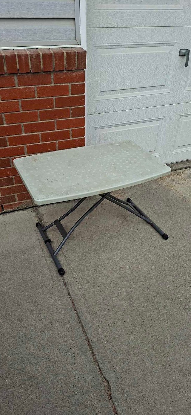 Folding Table Small - photo 2