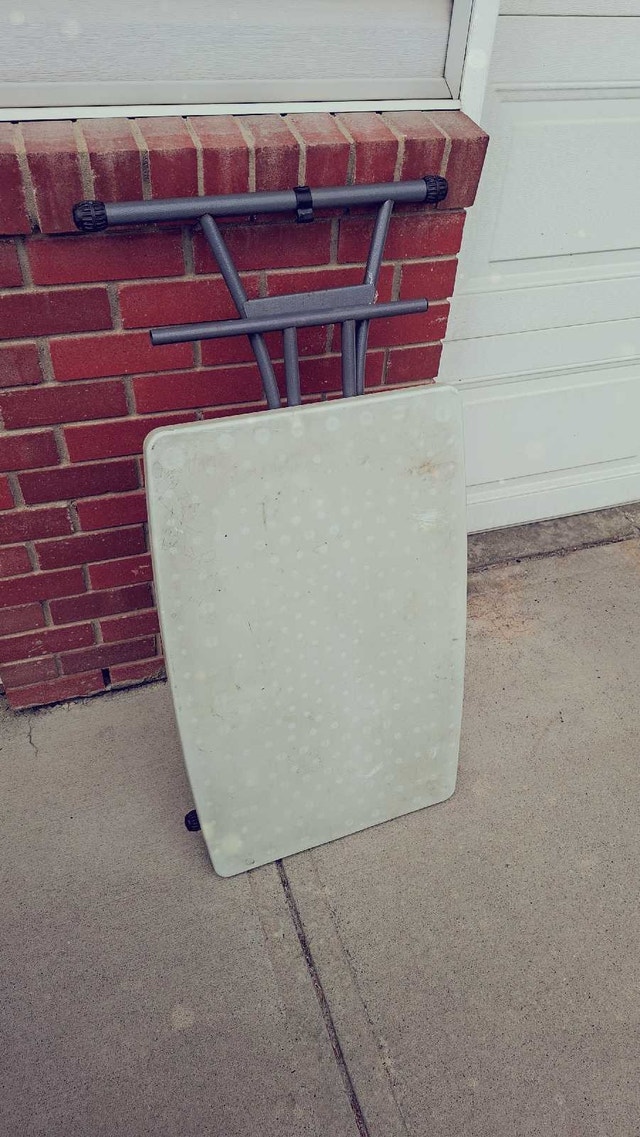 Folding Table Small - photo 3