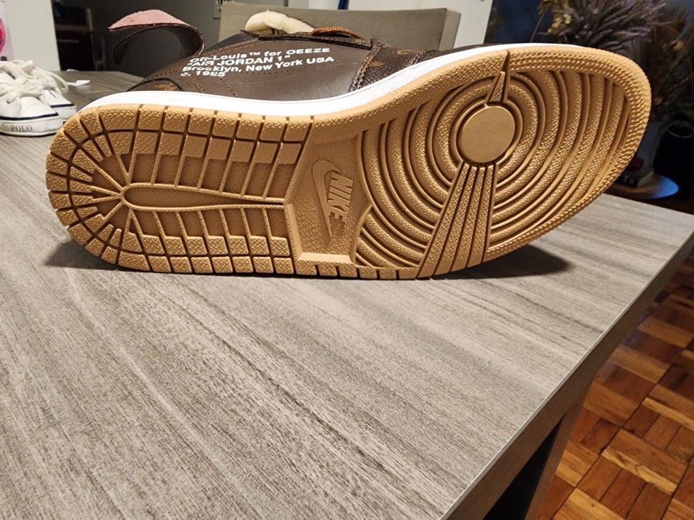 Custom Sneakers (NEW) - photo 5