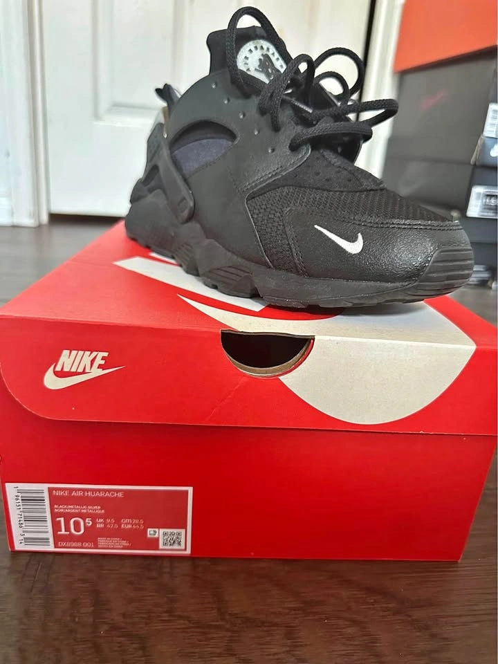 NIKE Air Huarache Prem