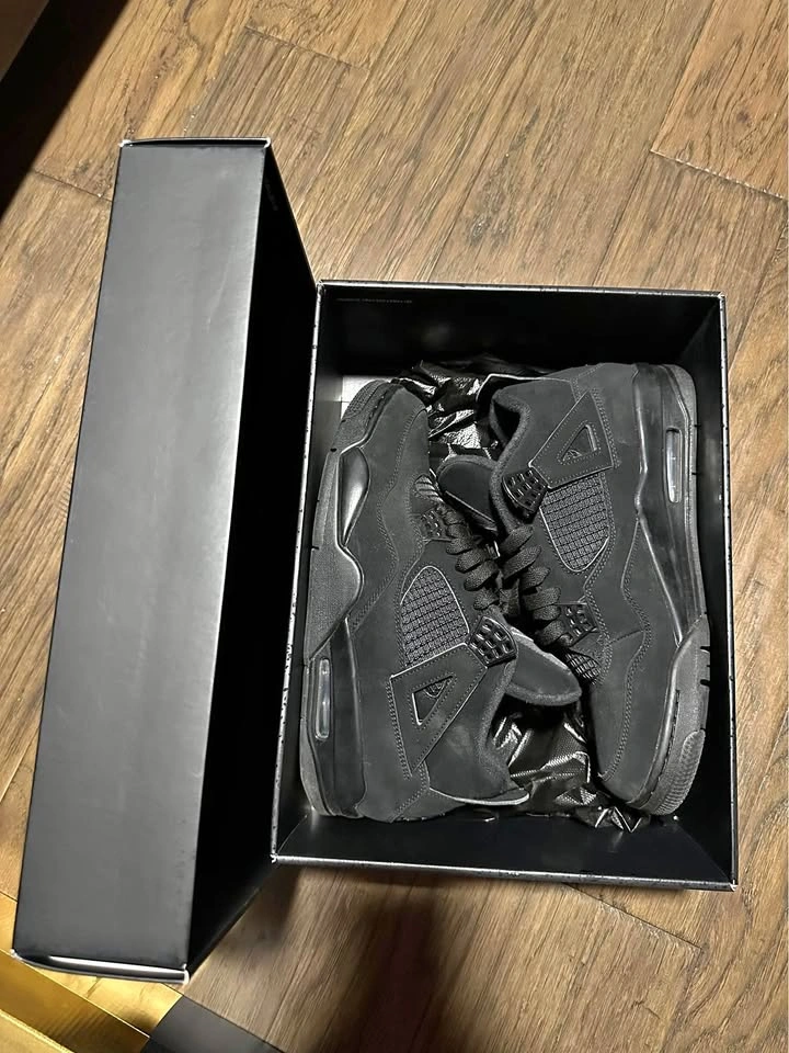 JORDAN 4 ‘BLACK CAT’ (2020)