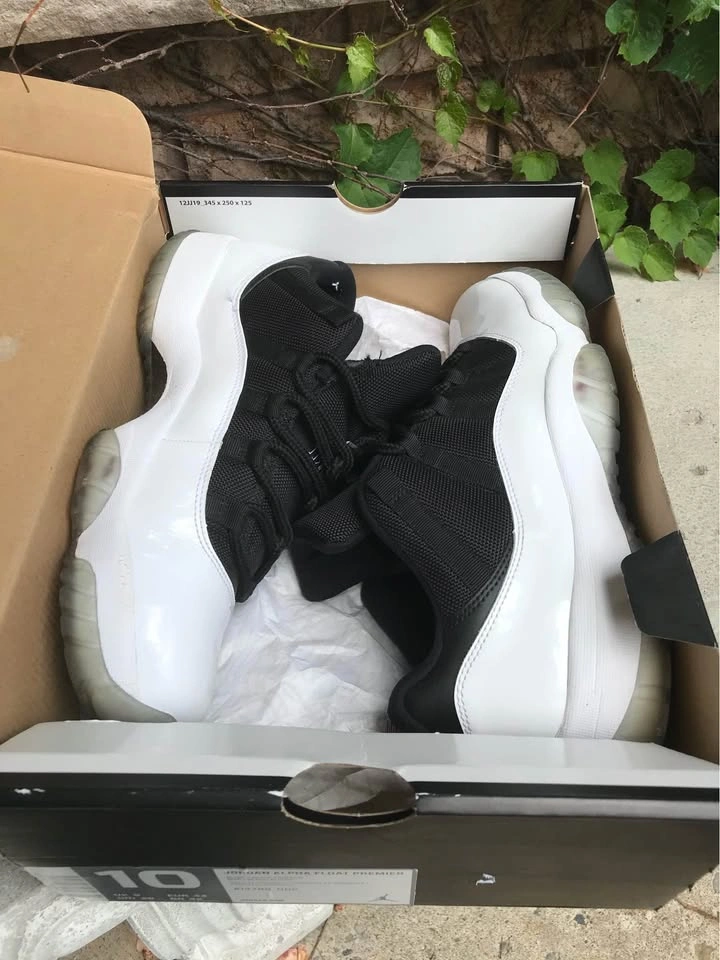 Jordan 11 Tuxedo - photo 3