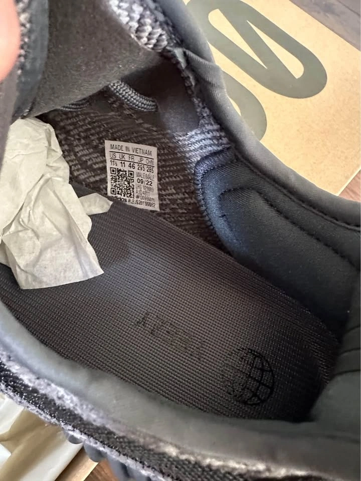 YEEZY BOOST 350 V2 Dark Salt - photo 5