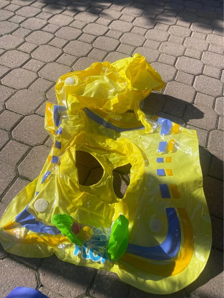 Baby swim floats bundle - yellow inflatable & child swim aid (30 - photo 3