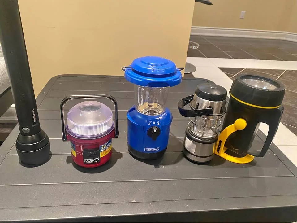 Flashlights and Lanterns