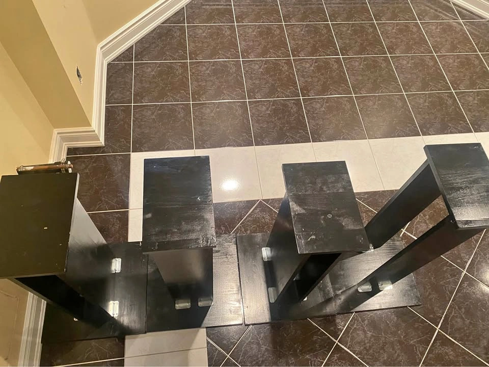Black Speaker Stands (Set of 4)