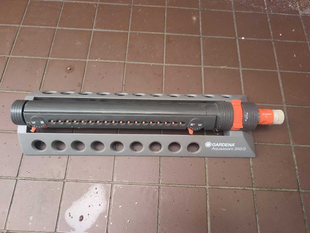 Gardena Aquazoom 350/2 Oscillating Sprinkler