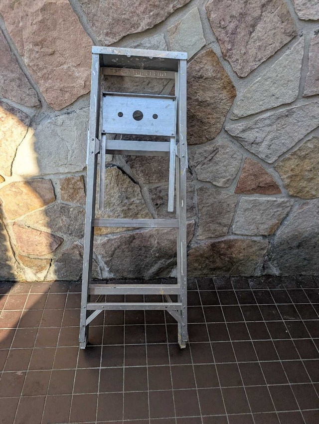 Thetford 3-Step Ladder - photo 2