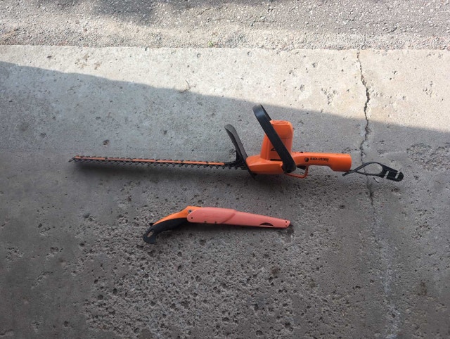Black and Decker Hedge Trimmer