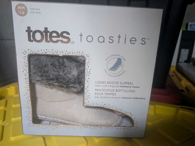 Totes Toasties Slippers
