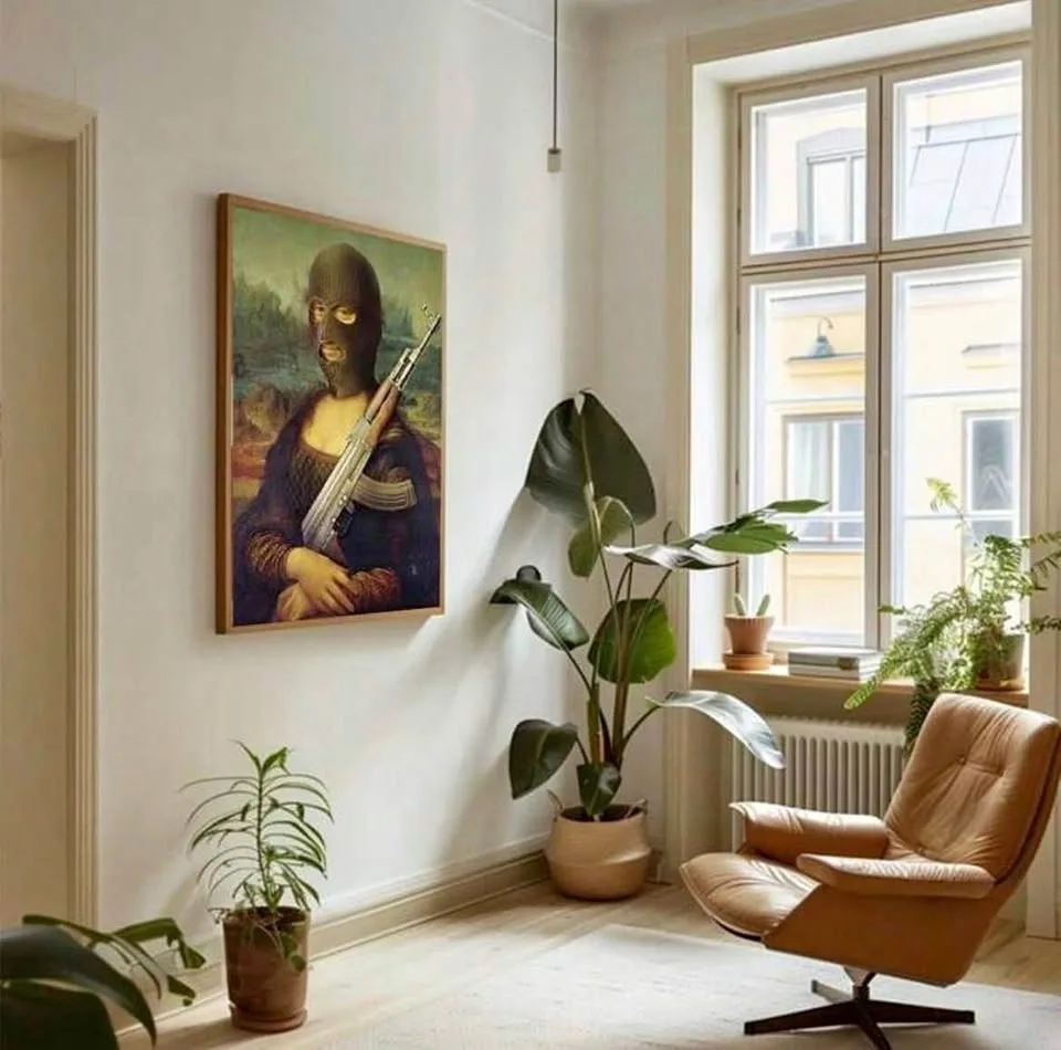 Mona Lisa with Ak47 Poster