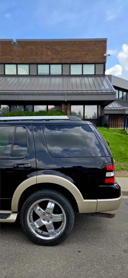 Active 2007 Ford Explorer - photo 4