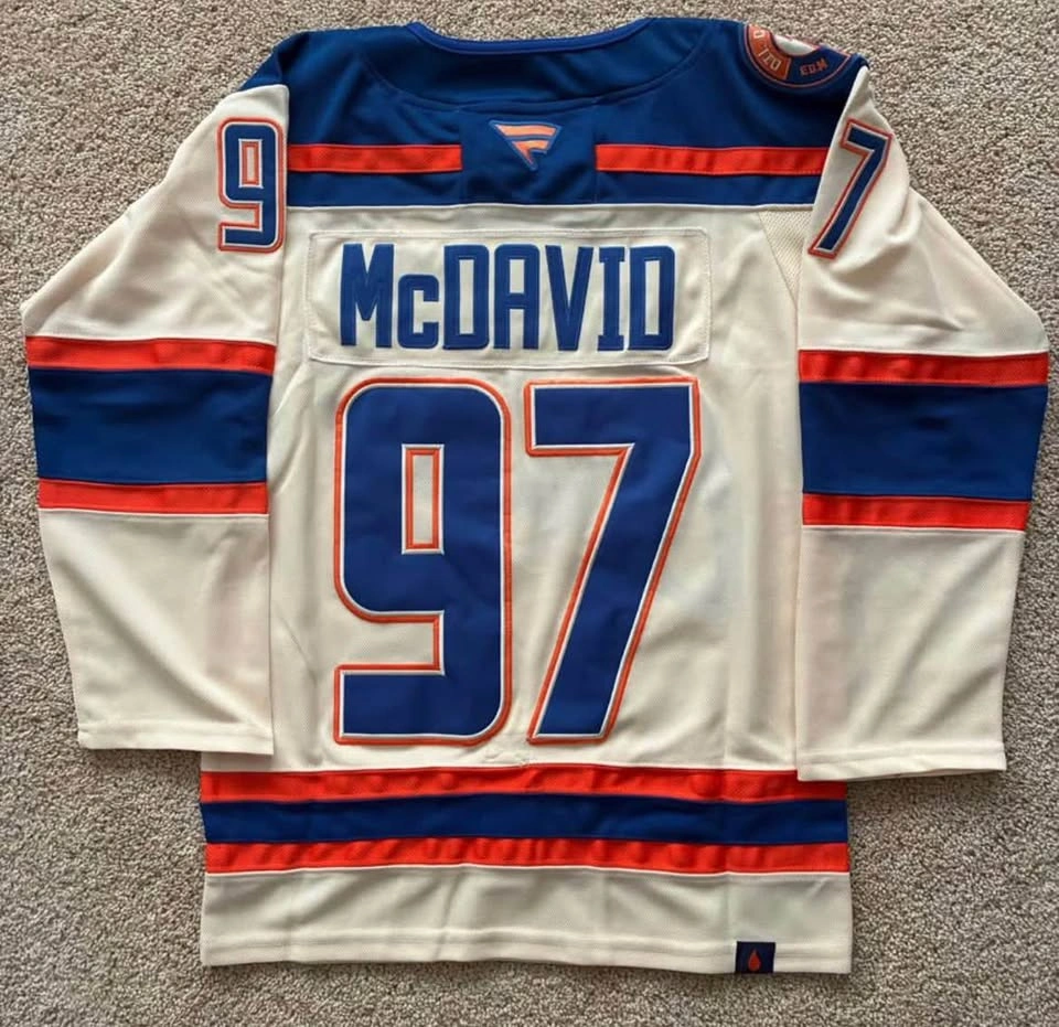 Oilers Jersey #97 Connor McDavid NEW Youth L/XL - photo 2