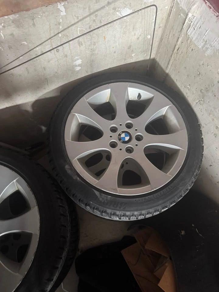 BMW Bridgestone 45R18 Winter Tires with Rims - photo 3