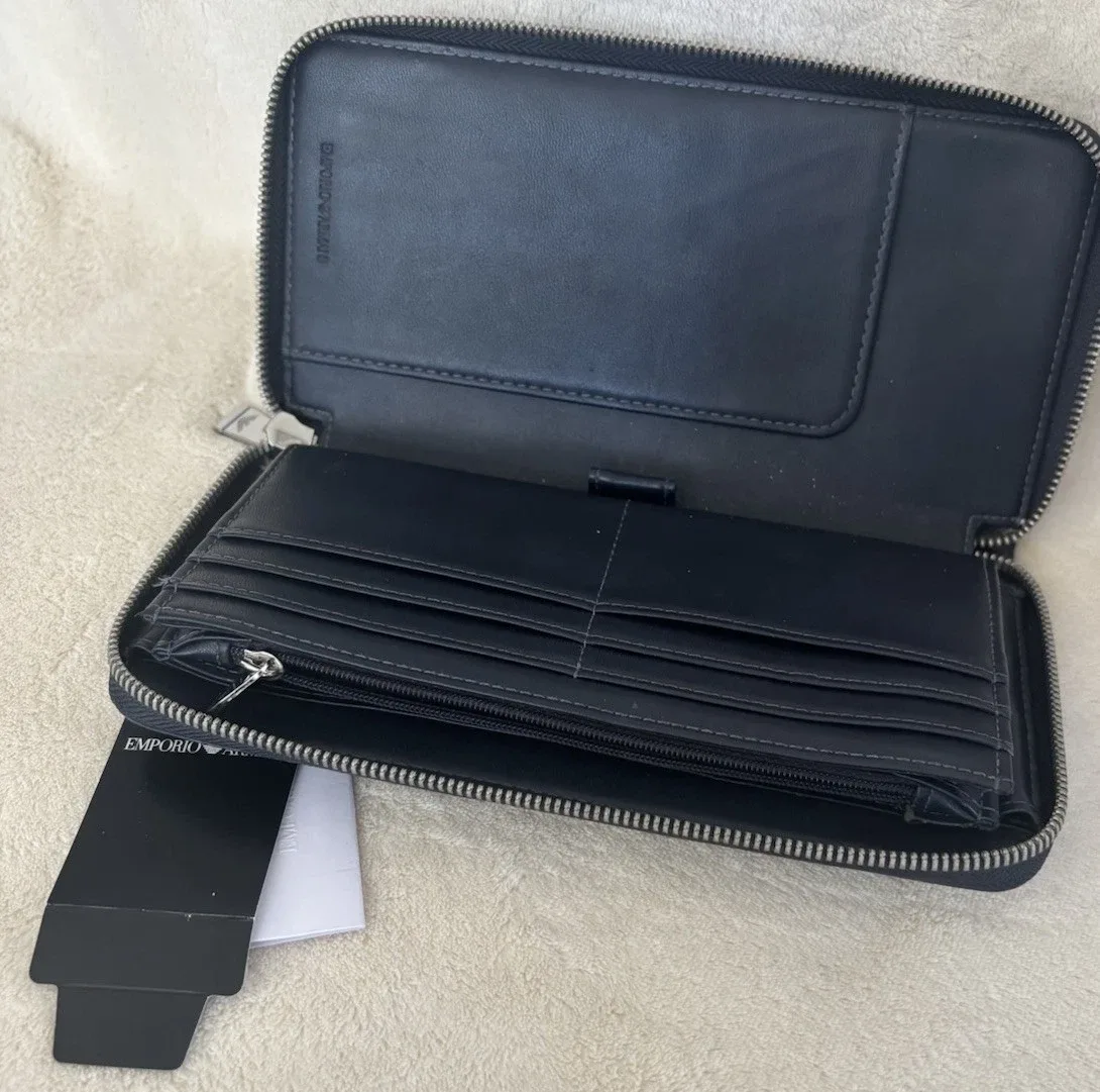 Emporio Armani Wallet - photo 3