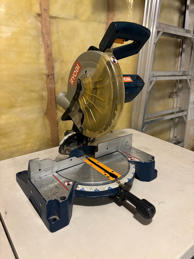 Mitre Saw