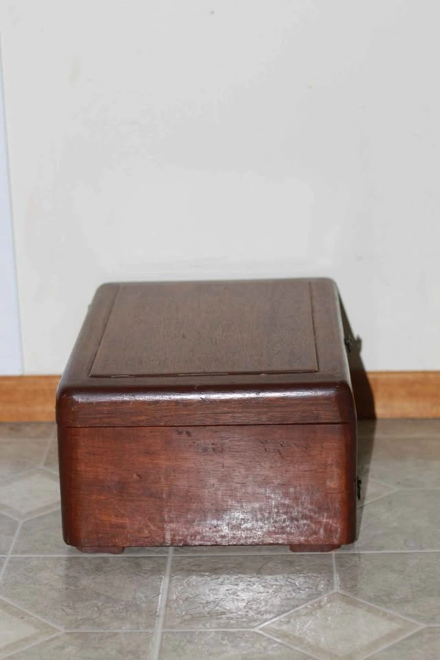 Wooden trinket box - photo 3