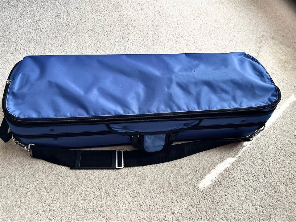 Velour Lined Oblong 4/4 Violin Case - Lightly Used - photo 5