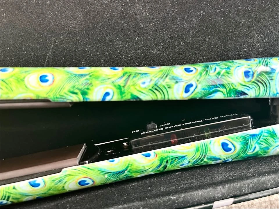 Ella Ceramic Peacock Hair Straightener - BRAND NEW - photo 2
