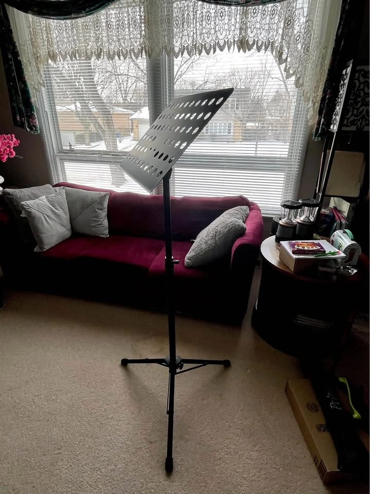 Really Sturdy Durable Music Stand - LIKE NEW - photo 2