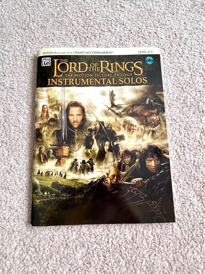 The Lord of the Rings Violin Solos w/ Piano Acc. & CD - BRAND NE