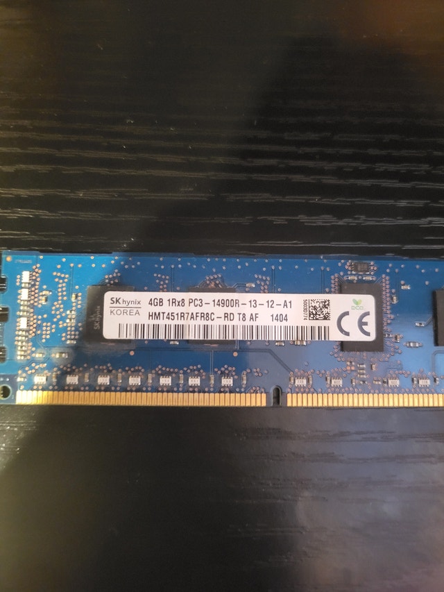 SK Hynix 16GB 1Rx8 PC3 14900R ECC RAM - photo 2