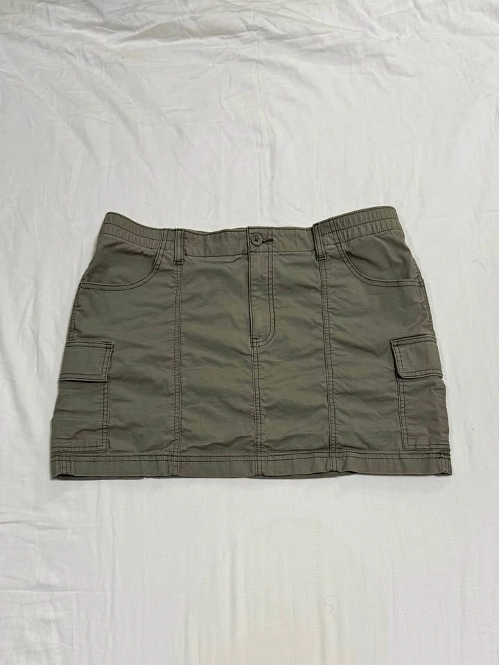 Hollister Cargo Mini Skirt
