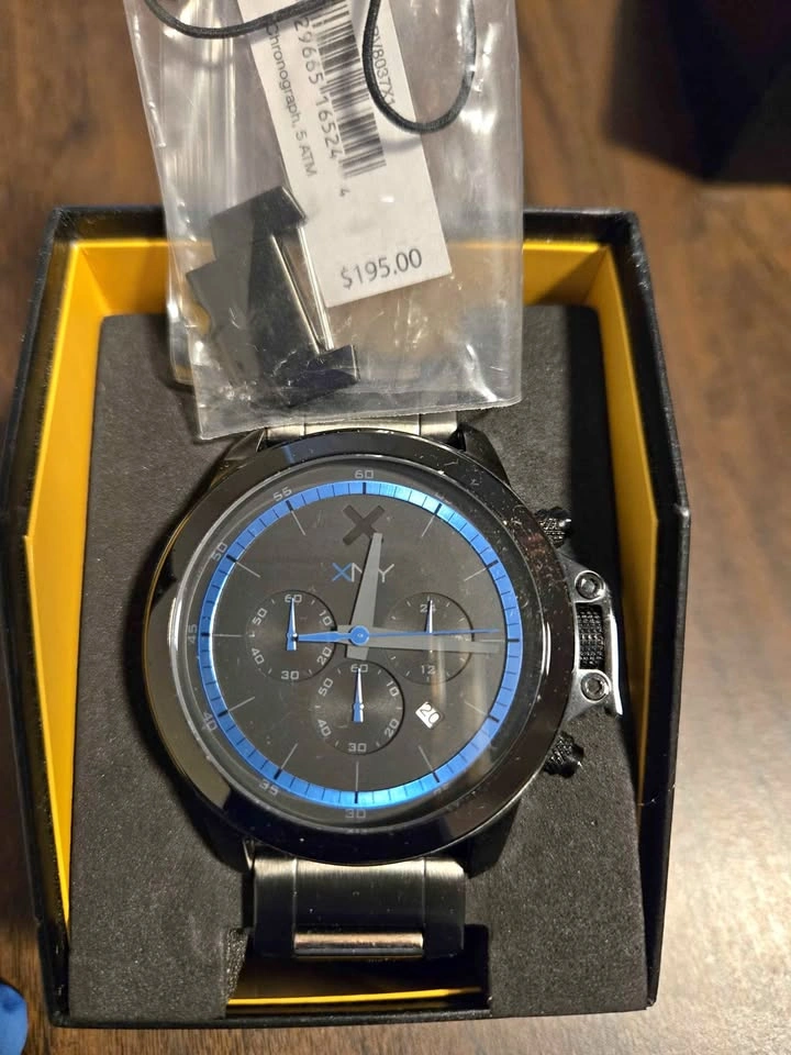 XNy watch (battery replacement needed)