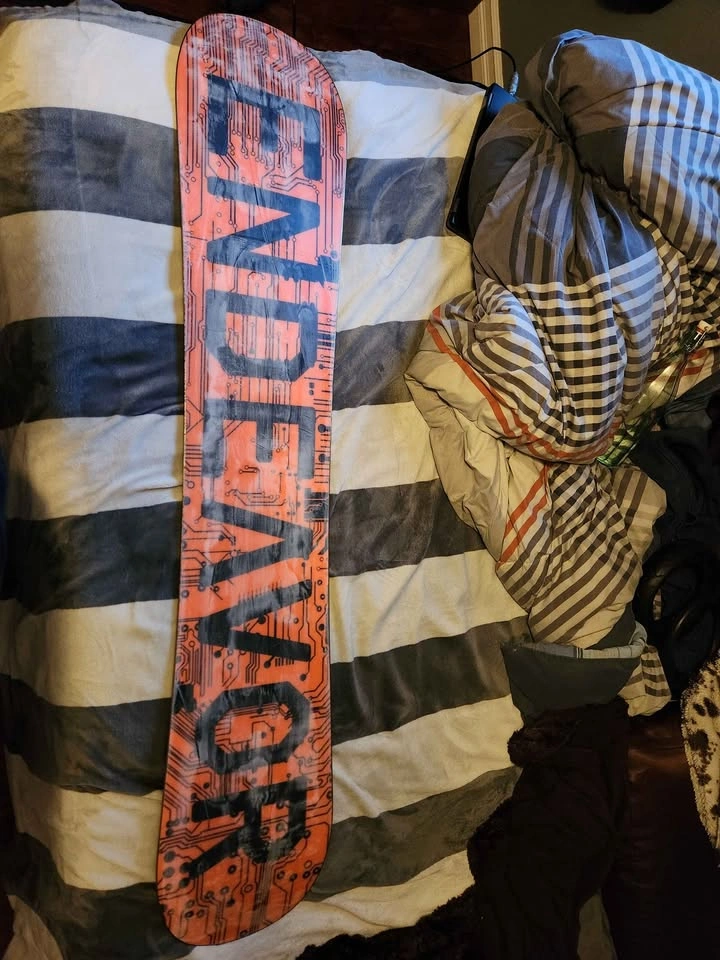 Endeavor Guerilla Series Snowboard - photo 3