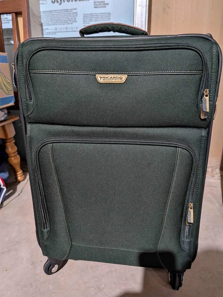 Ricardo Beverly Hills Rolling Suitcase