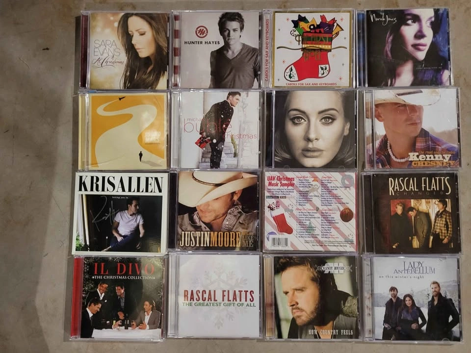 Large CD Lot – Country, Christmas, Pop & Easy Listening – 50+ CD - photo 3