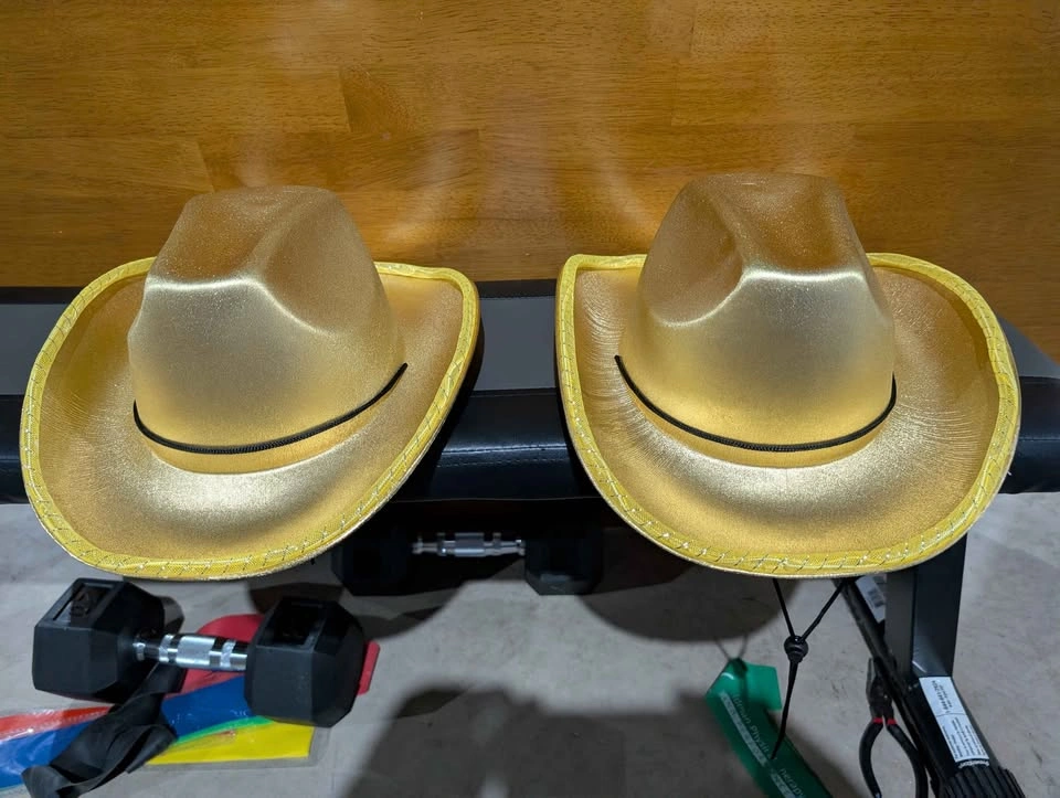 2 Gold Cowboy Hats – Party / Costume - photo 2