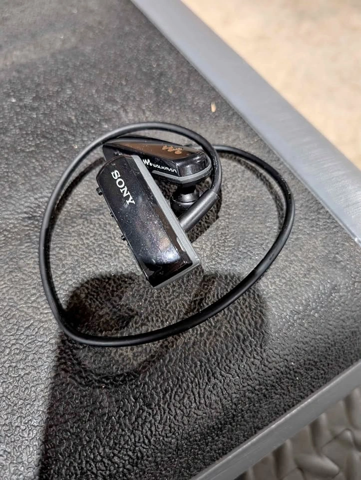 Sony Bluetooth Headset / Walkman Wireless Earbud