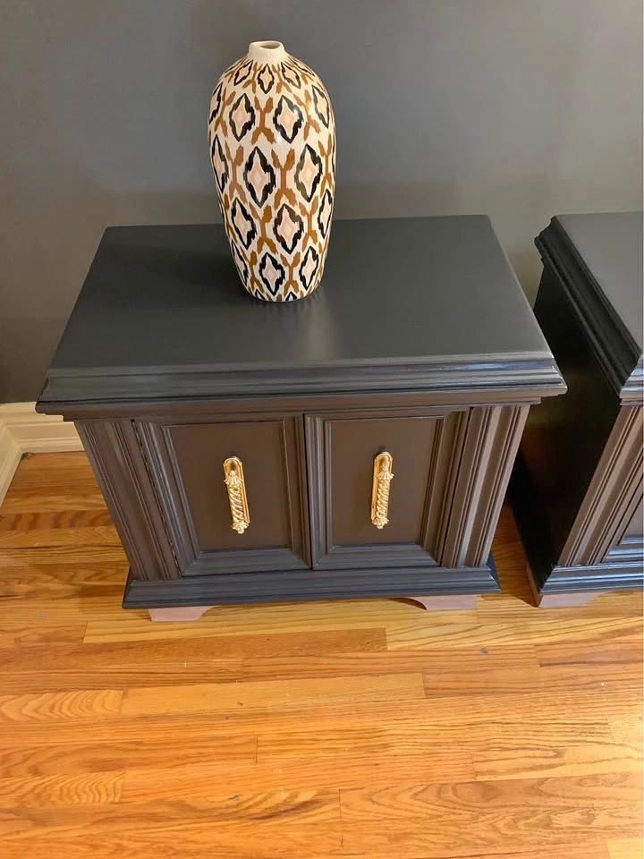 Large Oak Night Stands / Side Tables