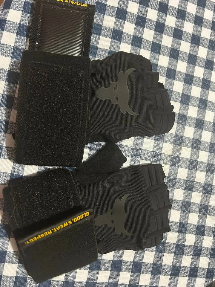 Under Armour Men's Project Rock Training Gloves - photo 2