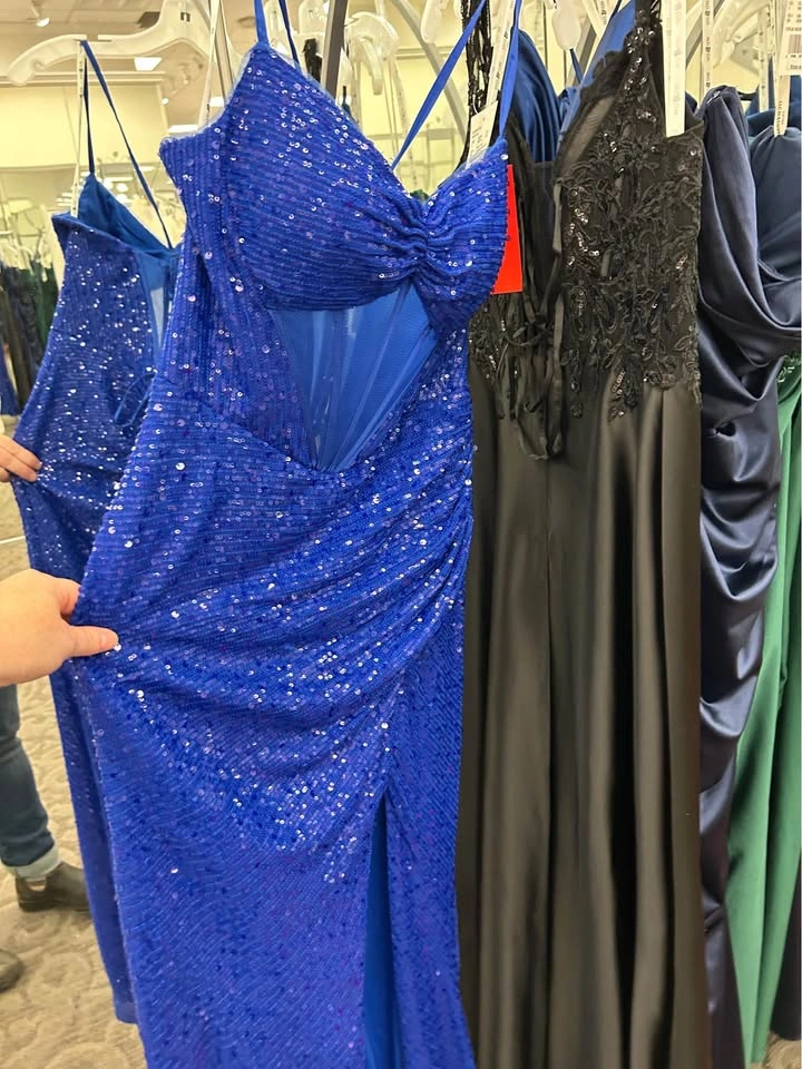 Brand New Prom Dress - photo 3