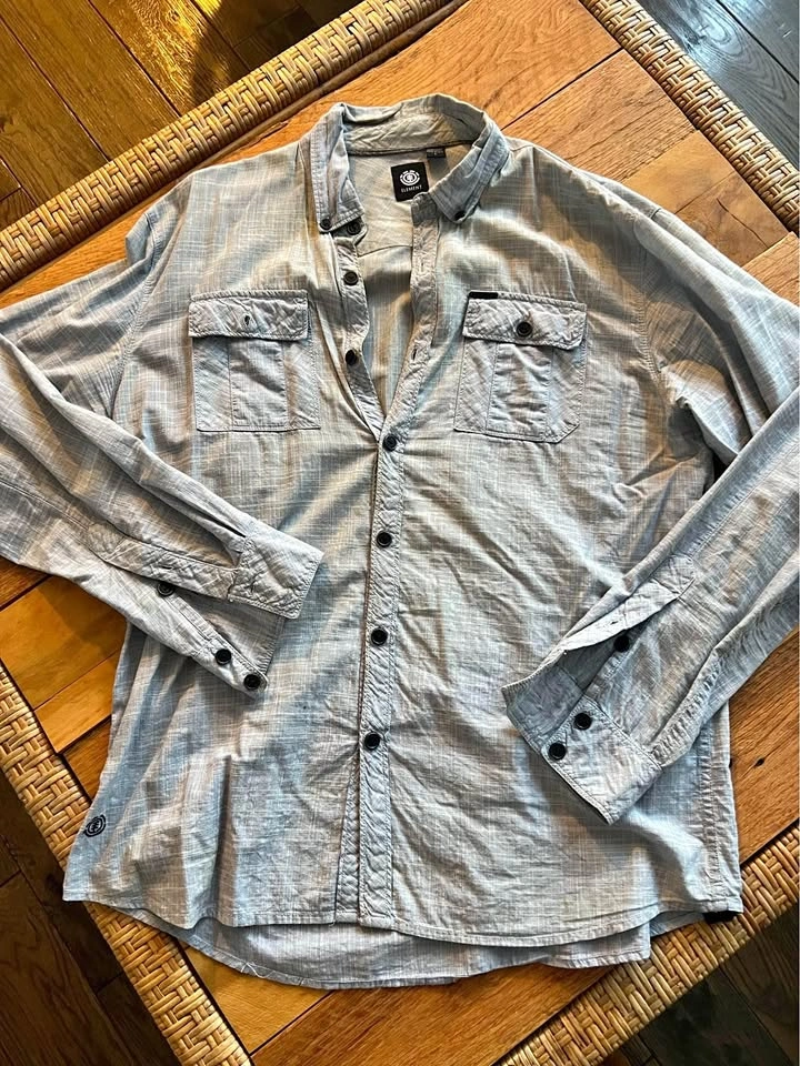 Element Dress Shirt - Size Large
