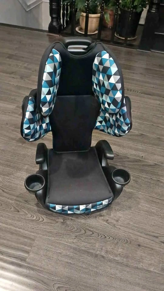 Evenflo Highback/Backless Booster Seat