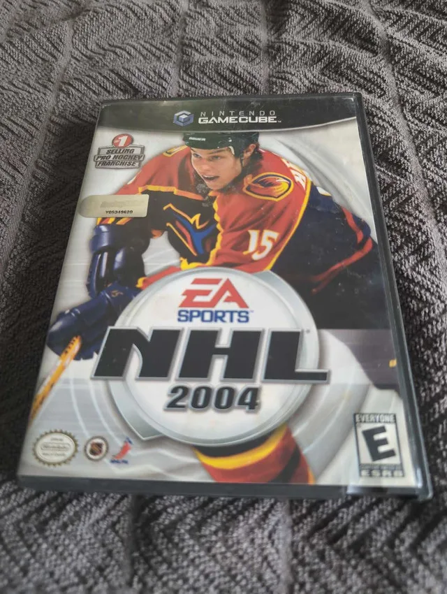 GameCube NHL 2004 thumbnail