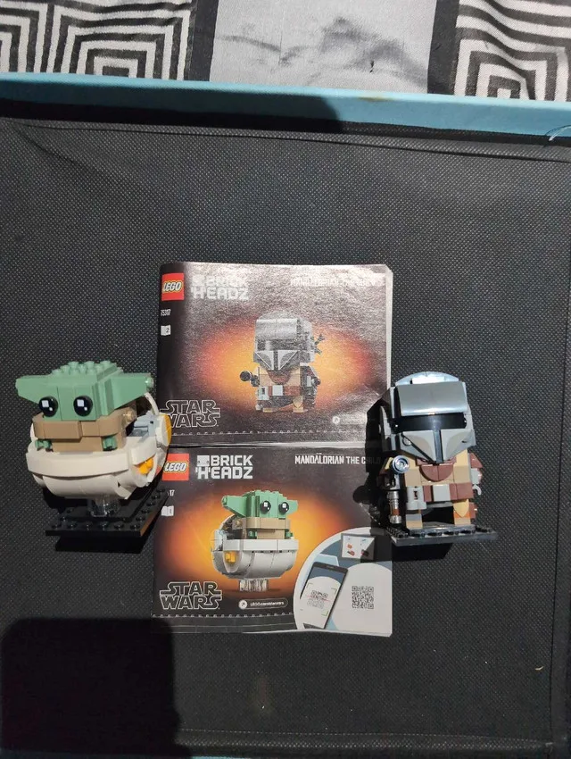 Lego Brickheadz Mandalorian & The Child image indicator(2)