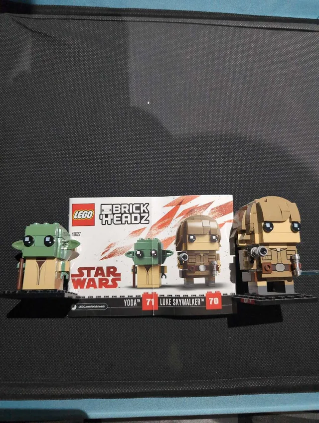 Lego Brickheadz Luke Skywalker & Yoda image indicator(2)