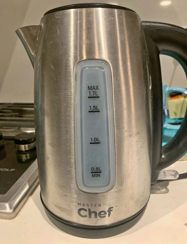 Cordless electric kettle